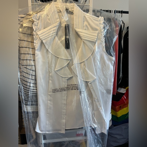 ANTONIO MELANI Tops - Antonio Melani NEW White Ruffled sleeveless Blouse size small